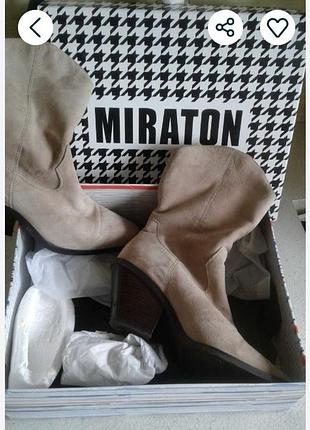 Замшевые сапожки, кожаная подкладка. комфортно сидят, стиль классический под любые вещи.