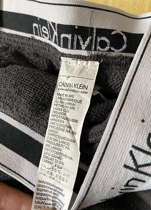 Calvin klein брюки, состояние нормальное, размер l,,