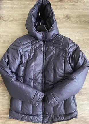 Стильний короткий жіночий пуховик