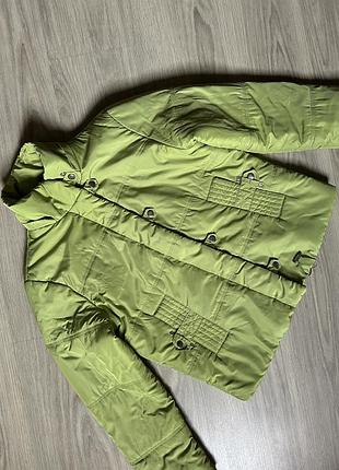 Next женская деми куртка р.m зеленая плащевка