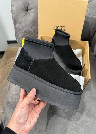 Ugg mini dipper чорна замша платформа.