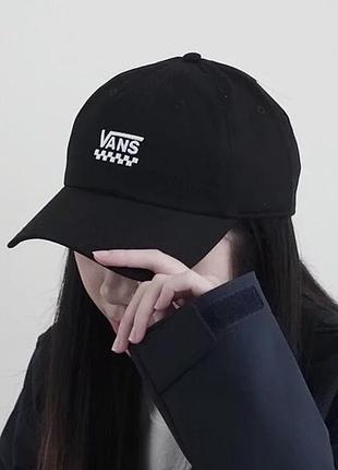 Бейсболка vans