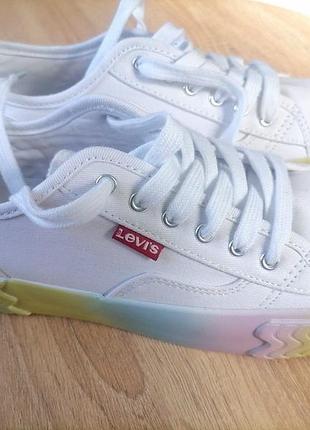 Жіночі кеди levi’s