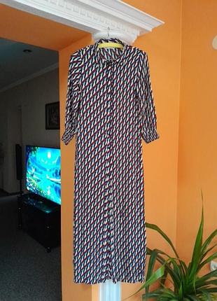 Платье длинное брендовое