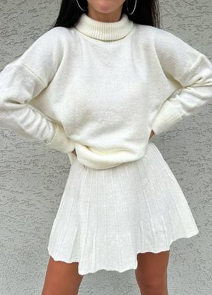 Акриловый однотонный костюм с плиссированной юбкой, теплый костюм оверсайз из акрила, кофта и короткая юбка