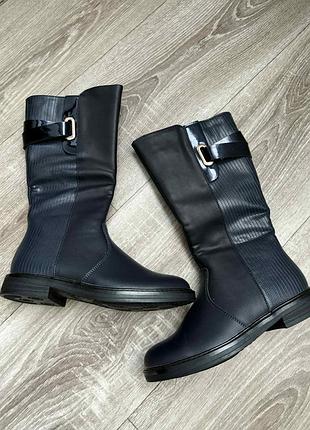 Шкіряні чоботи \сапожки для дівчинки, нові