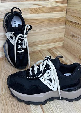 Кросівки жіночі чорні lonza