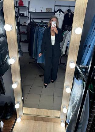 Брючний костюм із подовженим піджаком (штани палаццо)