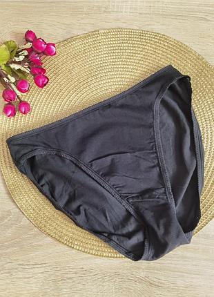 Женские брендовые трикотажные натуральные трусики размера 12/m