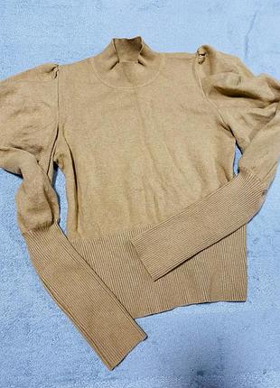 Бежевий гольф