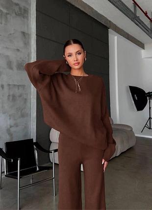 Костюм брючный