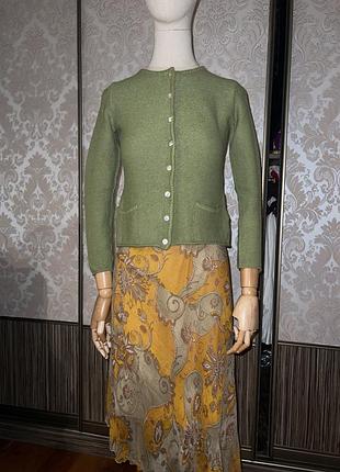 Вовняна салатова кофтинка mfh на ґудзиках