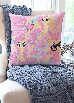 Декоративна подушка флаттершай (fluttershy) з мультфільму my little pony – яскрава подушка для дітей і фанатів