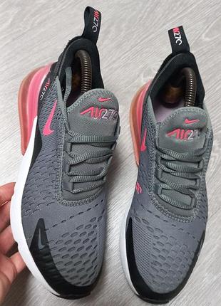 Жіночі кросівки nike air 270