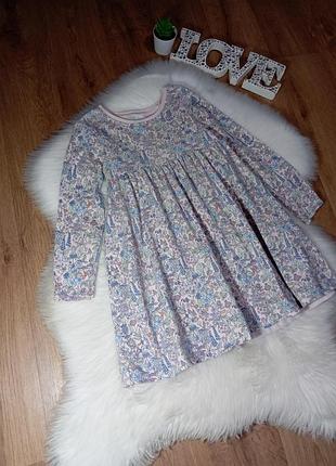 Нежное коттоновое платье next на 6-7 лет