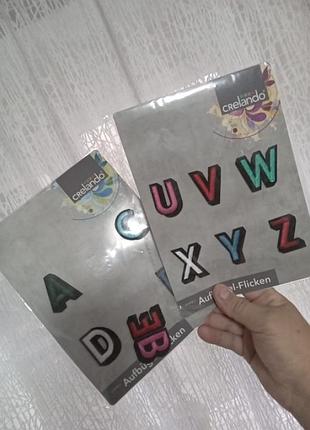 Термозаплатки,великі англ.букви,клеєві ,нашивні,ціна за 1 набір з 6 шт