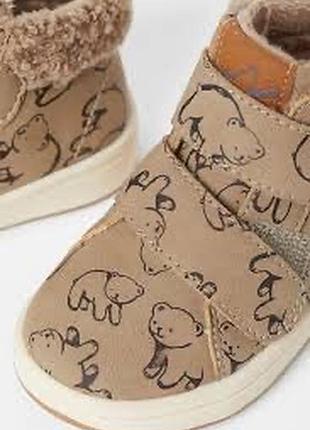 Днмясезонні черевики на липучках осінні черевики для хлопчика утеплені черевики h&m 19р хайтопи дитячі хайтопи з ведмедиками