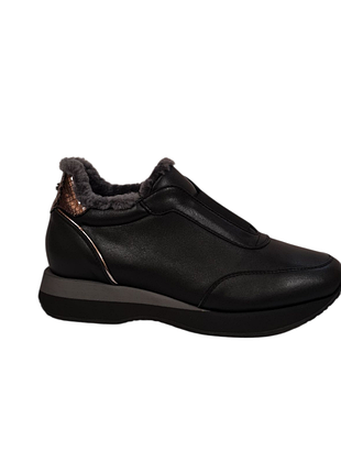 Итальянские сникерсы фирмы kelton зима мех