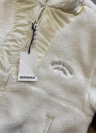 Курточка teddy bershka