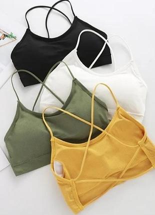 Топ спортивний чорний