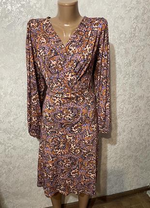 Класна сукня трикотаж