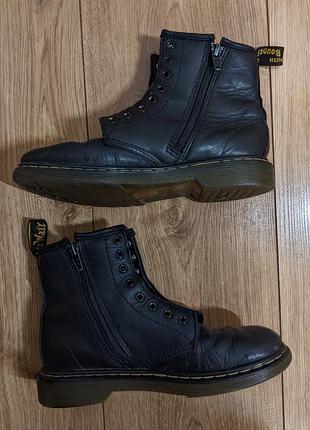Ботинки детские кожаные мартинсы. ботинки dr. martens, doc martens, оригинал. демисезон, 34 размер, унисекс
