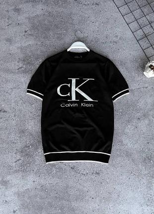 Брендова футболка