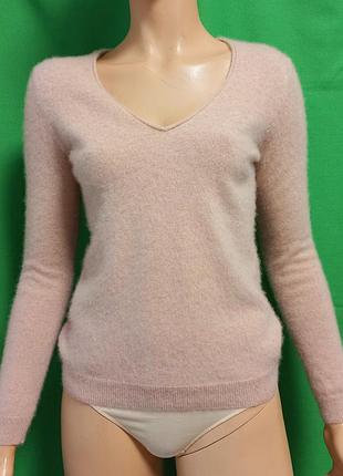 Джемпер кашемир персиково-розового тона с серым подтоном