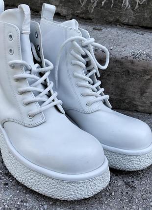 Жіночі шкіряні черевики zara, челсі, берци