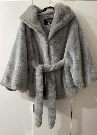 Шуба жіноча
