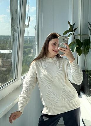 Ідеальний молочний светр в ромби з вмістом шерсті 10% 1+1=3