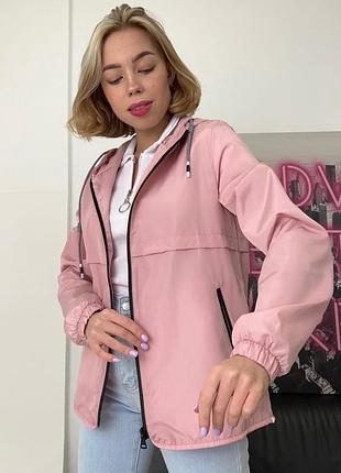 Вітровка жіноча