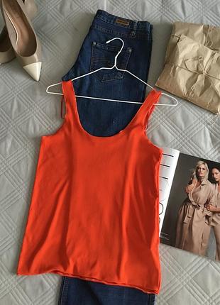 Стильна фактурна майка zara в яскравому 🥕морквяному кольорі в розмірі s