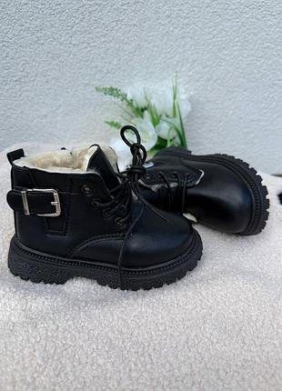 Дитячі теплі черевички на меху на замочку зима на хутрі