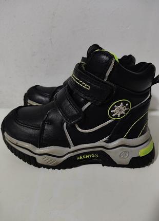 Ботинки детские демисезонные, фирмы kimbоо, производитель турция, размер 24.