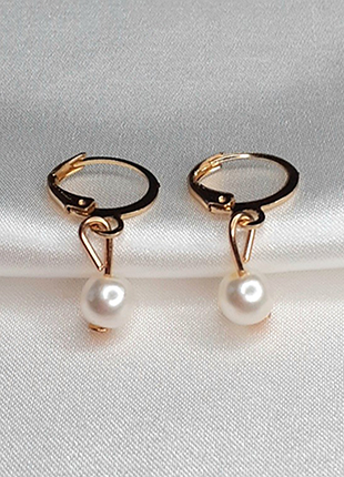 Золотистые серьги "деликатность и шарм"