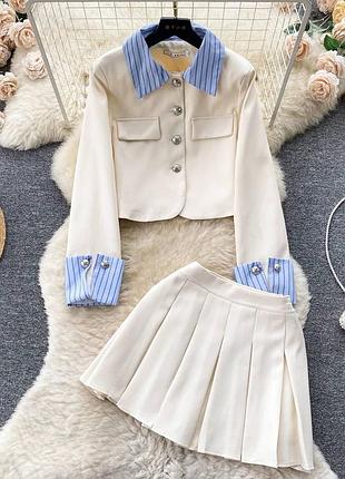 Стильний костюм