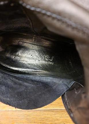 Сапоги женские демисизоны
черные
кожа мягкая италия
на стопу 25-25,5
у молнии немного обшелушивалась кожа
350 грн
возврат не имеет
повна оплата на карту