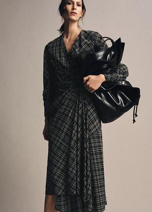 Драпированное платье в клетку