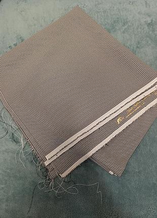 Отрез ткань.гусиные лапки.