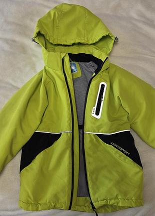 Куртка антивітер. подовжена. зі світловібдивачами..