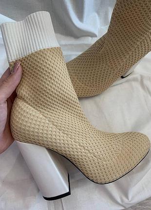 Ботильйони, черевички текстильні бежеві 38 розмір
