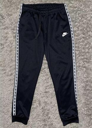 Спортивні штани nike з лого
