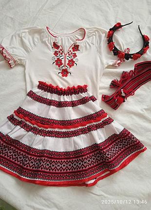 Набор одежды для девочки, украшения в украинском стиле