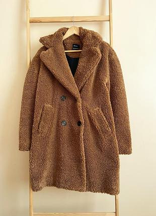 Стильна шубка тедді від bershka