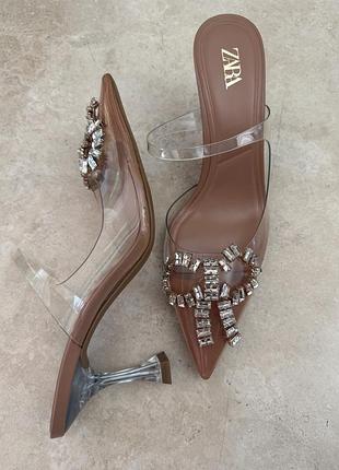 Туфлі zara в стилі amina muaddi  38