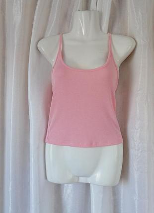 Нежно розовая маечка в рубчик размер l-xl полуобхват груди 37 см тянется на 62 см длина майки 53 см допускаю погрешности в измерениях плюс-минус 1 см