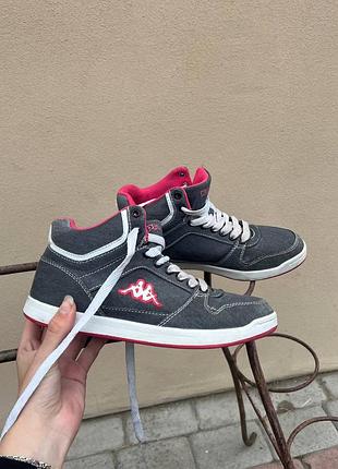 Високі кросівки на осінь kappa