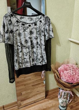 Святкова блуза з рукавами сіточка розмір m