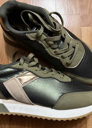 Стильні кросівки venice